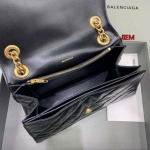 原版復刻新作入荷 バレンシアガバッグ  Hourglass bag  工場人気販売中 SIZE:31x高20x宽12cm