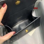 原版復刻新作入荷Hourglass bag バレンシアガバッグ 工場人気販売中 SIZE:19-8-11cm