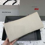 原版復刻新作入荷  Hourglass bag バレンシアガバッグ 工場人気販売中 SIZE:32-16-21cm