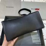 原版復刻新作入荷  Hourglass bag バレンシアガバッグ 工場人気販売中 SIZE:32-16-21cm