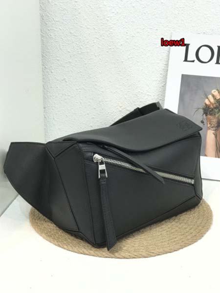 2023年早秋新作入荷高品質 LOEWE バッグ  LOW1工場24*16*10.5cm