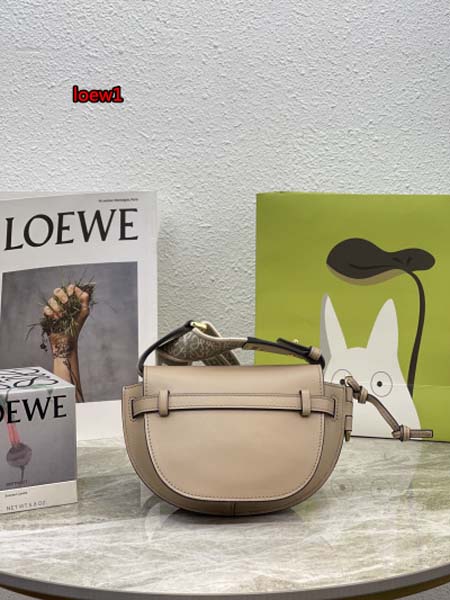 2023年早秋新作入荷高品質 LOEWE バッグ  LOW1工場 size:21*12.5*9cm