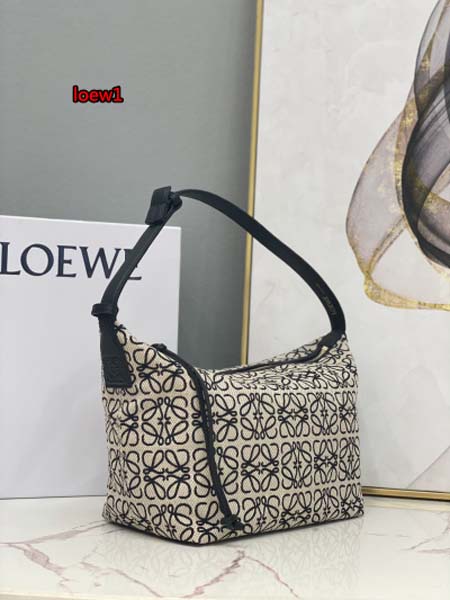 2023年早秋新作入荷高品質 LOEWE バッグ  LOW1工場 size:27x21x16.5