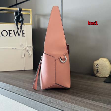 2023年早秋新作入荷高品質 LOEWE バッグ LOW1工場 SIZE:28.7*10.7*5.5cm