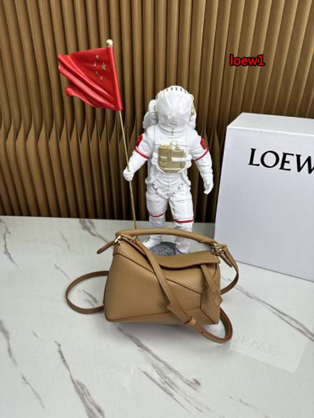 2023年早秋新作入荷高品質 LOEWE バッグ  LOW1...