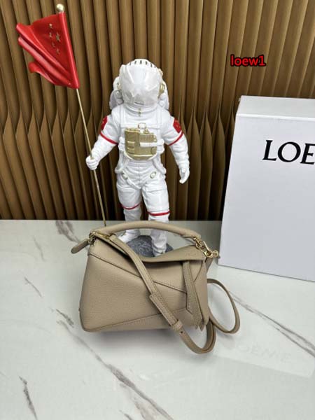 2023年早秋新作入荷高品質 LOEWE バッグ  LOW1...