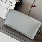 2023年早秋新作入荷高品質 LOEWE バッグ  LOW1工場44*30*18cm