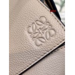 2023年早秋新作入荷高品質 LOEWE バッグ  LOW1工場24*10*14cm