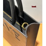 2023年早秋新作入荷高品質 LOEWE バッグ  LOW1工場