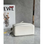 2023年早秋新作入荷高品質 LOEWE バッグ  LOW1工場 size:24*10*14cm