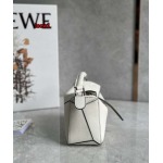 2023年早秋新作入荷高品質 LOEWE バッグ  LOW1工場 size:18*11*7.5cm