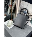 2023年早秋新作入荷高品質 LOEWE バッグ  LOW1工場 size:L34×W15×H41cm