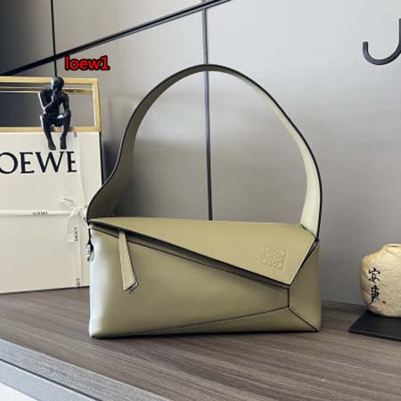 2023年早秋新作入荷高品質 LOEWE バッグ  LOW1...