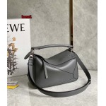 2023年早秋新作入荷高品質 LOEWE バッグ  LOW1工場 size:24*16*10cm