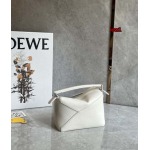 2023年早秋新作入荷高品質 LOEWE バッグ LOW1工場 SIZE:18*8*12cm