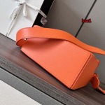 2023年早秋新作入荷高品質 LOEWE バッグ LOW1工場 SIZE:24*16.5*10.5cm