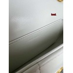 2023年早秋新作入荷高品質 CELINE  バッグ LOW1工場