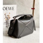 2023年早秋新作入荷高品質 LOEWE バッグ LOW1工場 SIZE:29*18*12CM