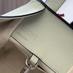 2023年早秋新作入荷高品質 LOEWE バッグ LOW1工場 SIZE:20*19*14