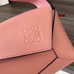 2023年早秋新作入荷高品質 LOEWE バッグ LOW1工場 SIZE:28.7*10.7*5.5cm