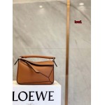 2023年早秋新作入荷高品質 LOEWE バッグ LOW1工場 SIZE:18*12.5*8cm