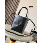 2023年早秋新作入荷高品質 LOEWE バッグ jiatelin工場 SIZE:20CM～16.5CM～9CM