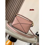 2023年早秋新作入荷高品質 LOEWE バッグ jiatelin工場 SIZE:18～12.5～8CM