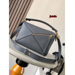 2023年早秋新作入荷高品質 LOEWE バッグ jiatelin工場 SIZE:24CM～16CM～10CM