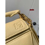 2023年早秋新作入荷高品質 LOEWE バッグ jiatelin工場 SIZE:18～12.5～8CM