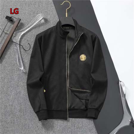 2023年10月24日秋冬人気新品入荷 ヴェルサーチ上下セットです LG工場