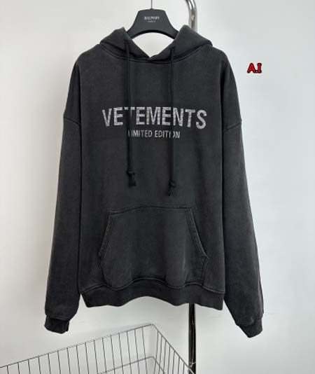 2023年10月27日秋冬新品入荷VETEMENTS スウェ...