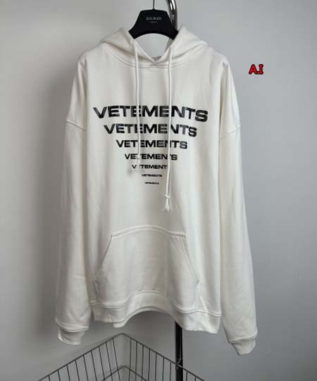 2023年10月27日秋冬新品入荷VETEMENTS スウェ...