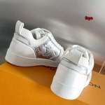 高品質新作入荷ルイヴィトン女性ブランドスニーカー FOYE工場 SIZE: 35-41