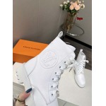 原版復刻新作入荷ルイヴィトン女性 ショートブーツ FOYE工場 SIZE: 35-41