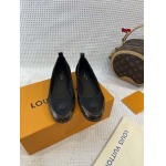 原版復刻新作入荷ルイヴィトン女性 フラットシューズ FOYE工場 SIZE: 35-42