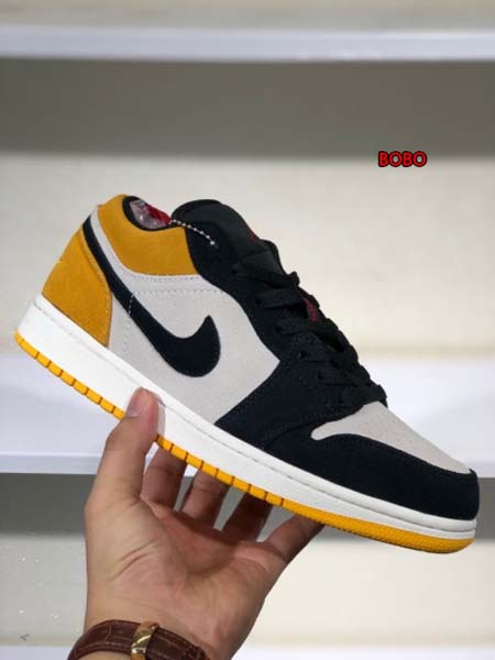 新作入荷Air Jordan 1 Low NIKEスニーカー...