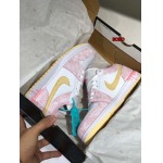 新作入荷Air Jordan 1 Low NIKE女性スニーカー BOBO工場.SIZE:36-40