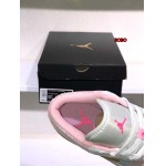 新作入荷Air Jordan 1 Low NIKE女性スニーカー BOBO工場.SIZE:36-40