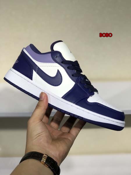 新作入荷Air Jordan 1 Low NIKEスニーカー...