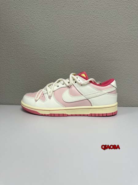 新作入荷 Nike Dunk Low NIKE スニーカー ...