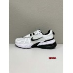 新作入荷  NIKE スニーカー QIAOBA工場.SIZE...