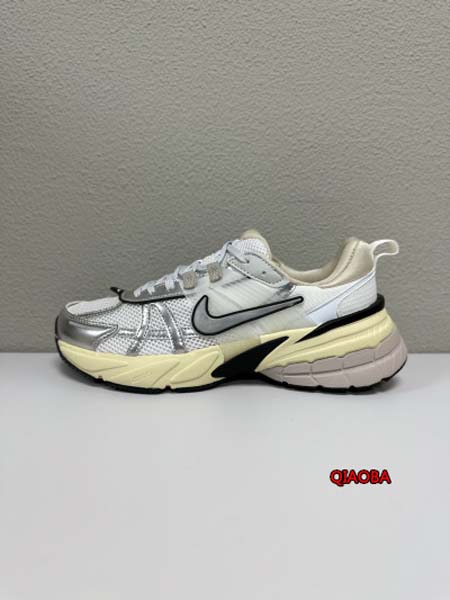 新作入荷 NIKE スニーカー QIAOBA工場.SIZE:...