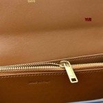 2024年3月27日人気新作入荷 CELINE 財布 yue工場