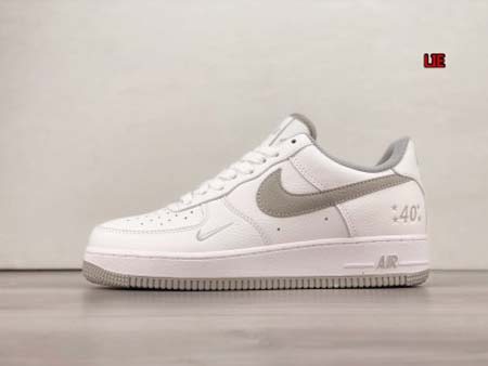 2024年人気新作入荷 NIKE スニーカー LIE工場36...