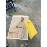 2024年新品人気CELINE 靴下一箱4足セット