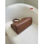 2024年5月29日人気新作入荷 CELINE ブランドバッグ sail工場37.5x22x16