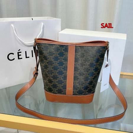 2024年5月29日人気新作入荷 CELINE ブランドバッ...