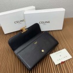 2024年5月31日人気新作入荷CELINE  財布 yue工場