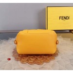 2024年6月4日原版復刻新作入荷FENDI バッグqb工場16.5x13.5x9