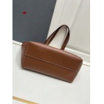 2024年6月4日人気新作入荷CELINE バッグqb工場54 X 29.5 X 15cm